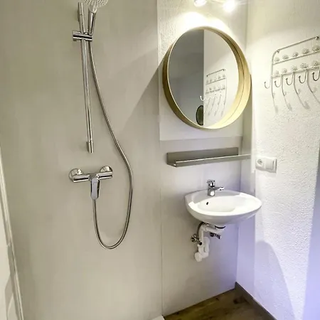 Knaushof By Interhome رامساو أم داتشستين